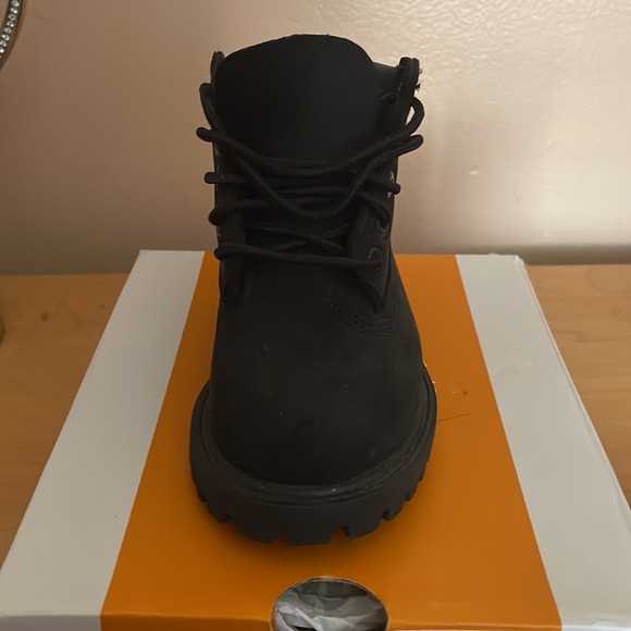 Black timberland 6 in/Toddler worn 1 once never worn after cleaned by offical - Picture 6 of 10